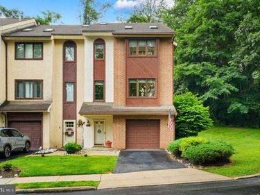 300 WESTBRIAR DRIVE, MEDIA, PA 19063