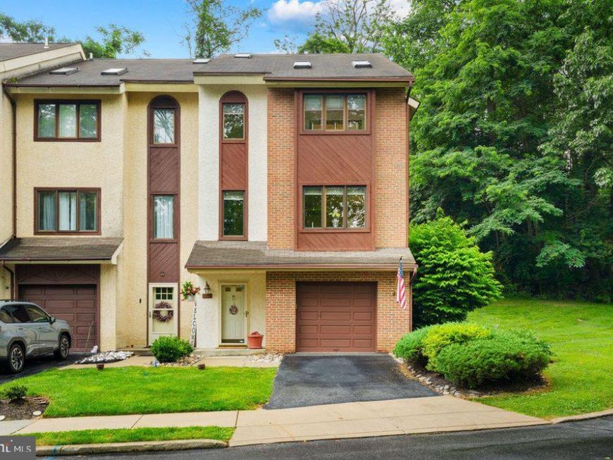 300 Westbriar Drive , Media, PA 19063 Main Photo