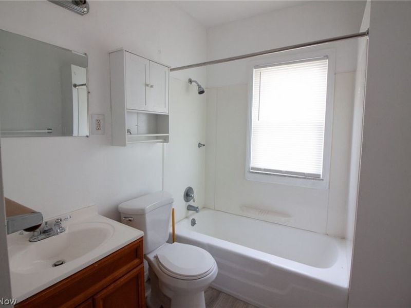3345 E 140th Street, Cleveland, OH 44120 Photo 11