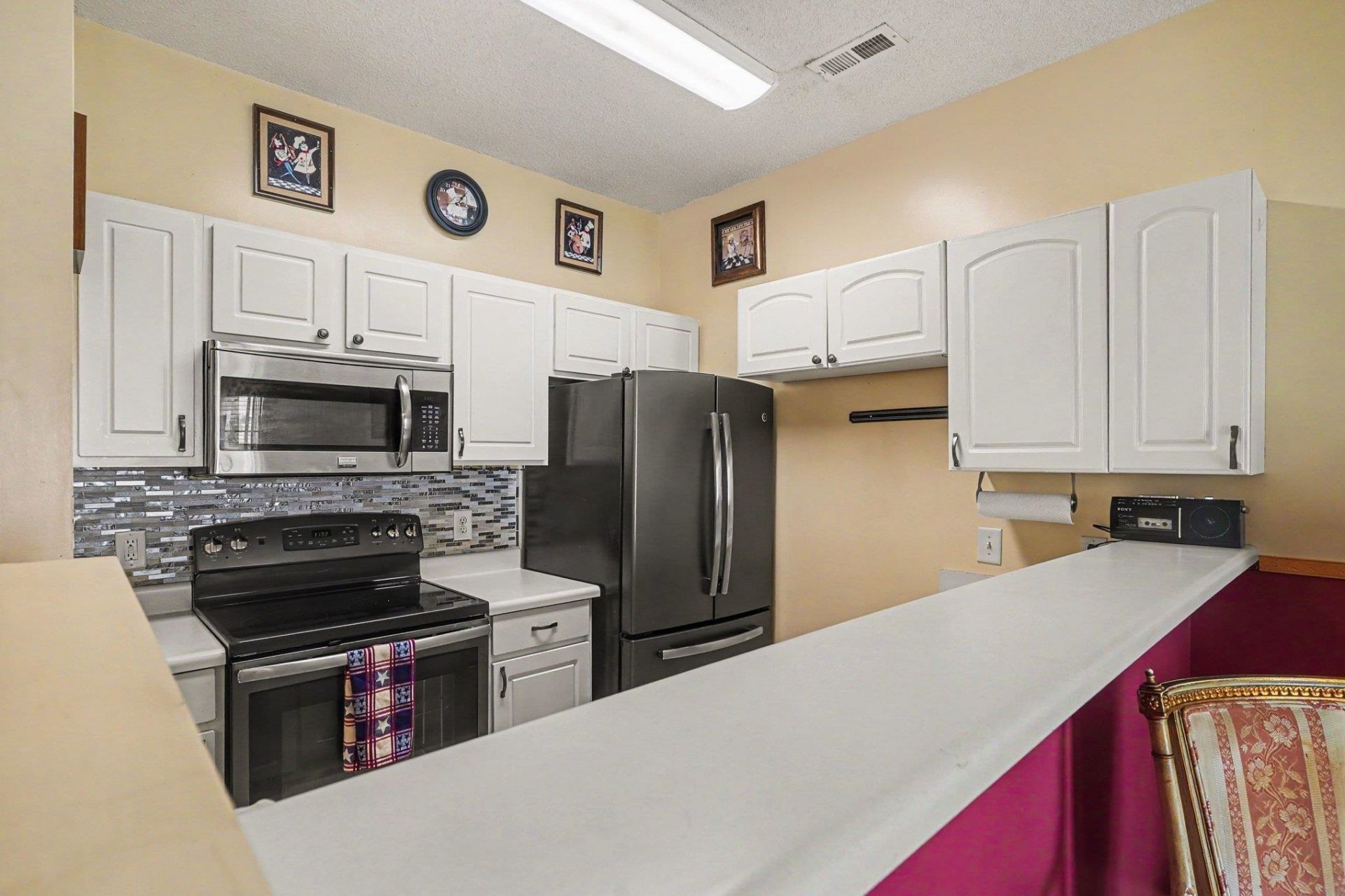 505 Beach Walk Pl. Photo 9