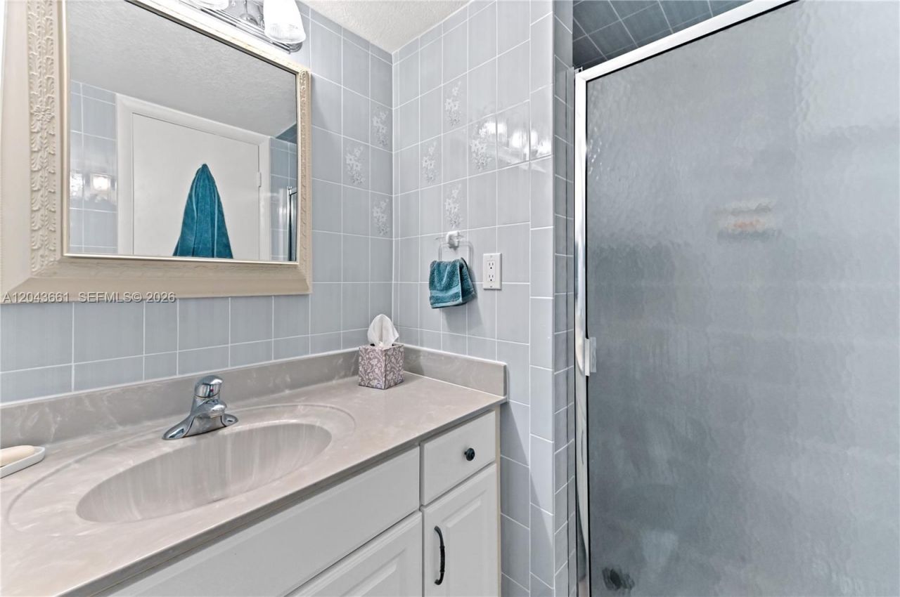 3540 S Ocean Blvd , Unit 212, South Palm Beach, FL 33480 Photo