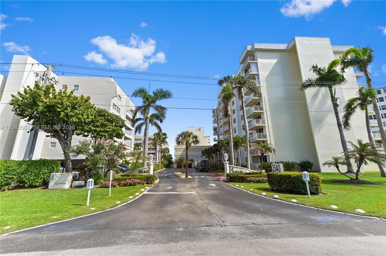 3540 S Ocean Blvd , Unit 212, South Palm Beach, FL 33480 Photo