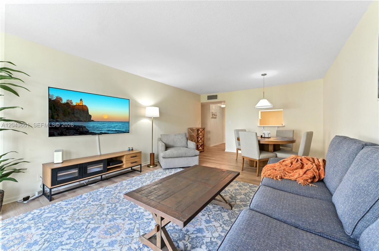 3540 S Ocean Blvd , Unit 212, South Palm Beach, FL 33480 Photo