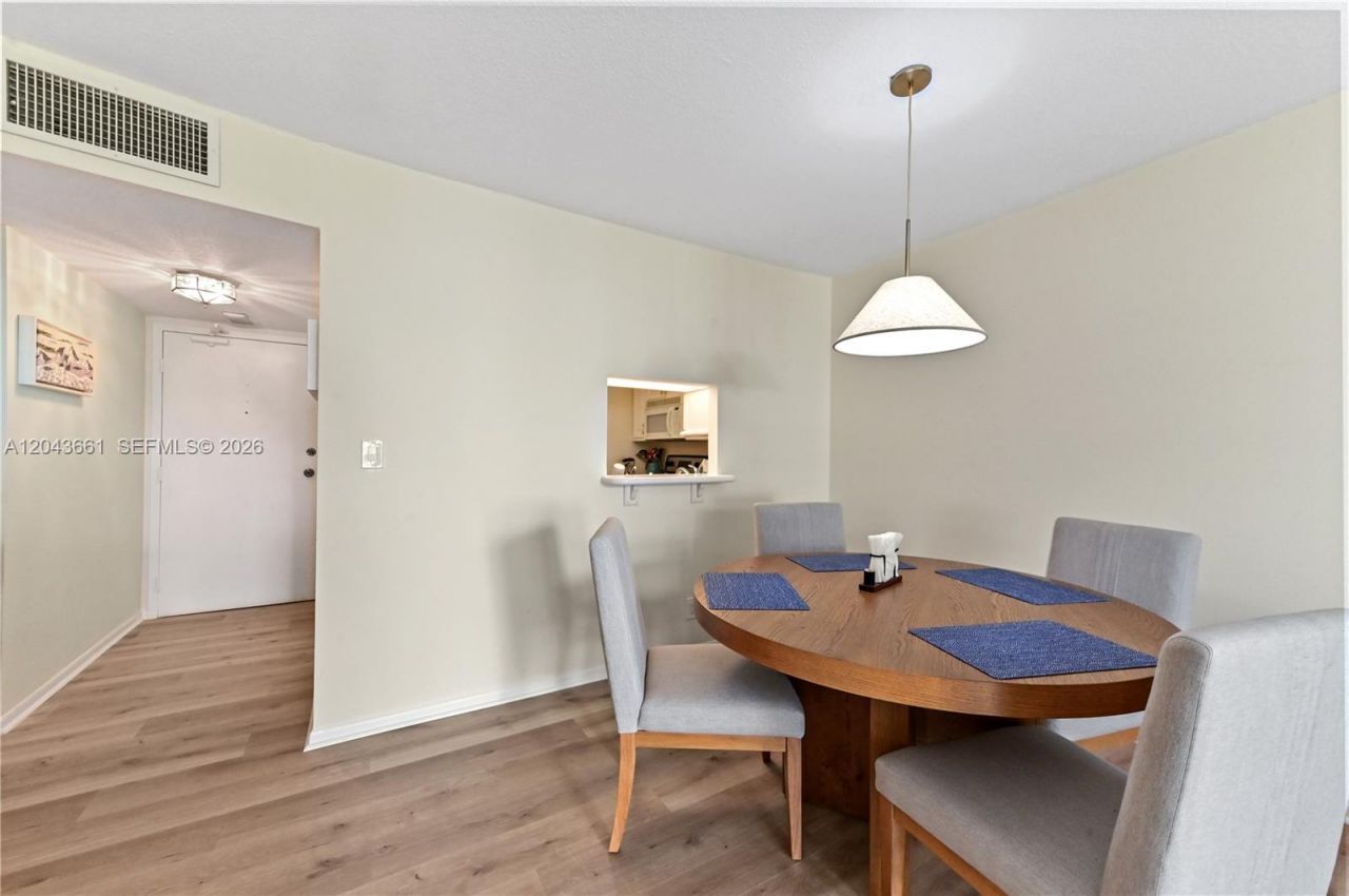 3540 S Ocean Blvd , Unit 212, South Palm Beach, FL 33480 Photo