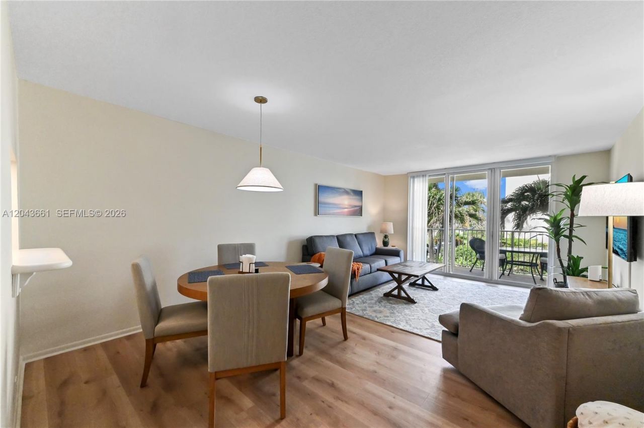 3540 S Ocean Blvd , Unit 212, South Palm Beach, FL 33480 Photo