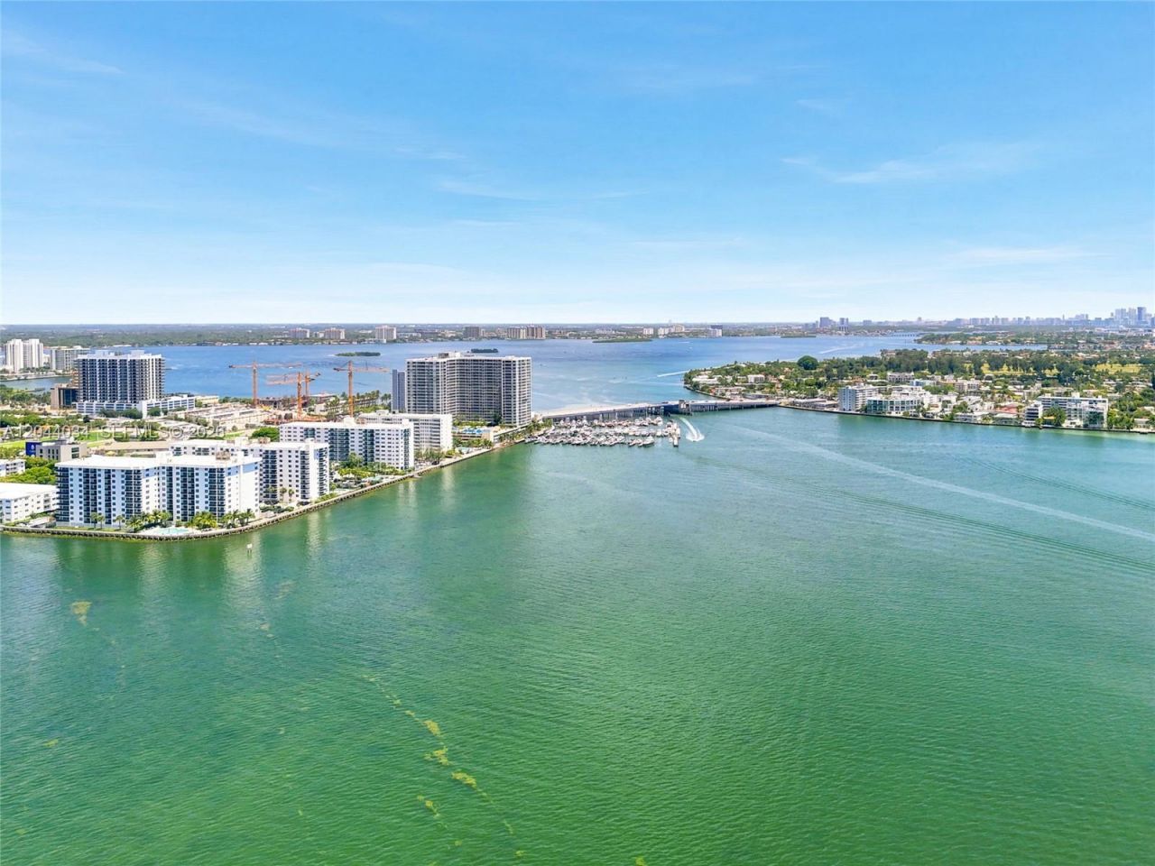 7501 E Treasure Dr , Unit 2S, North Bay Village, FL 33141 Photo