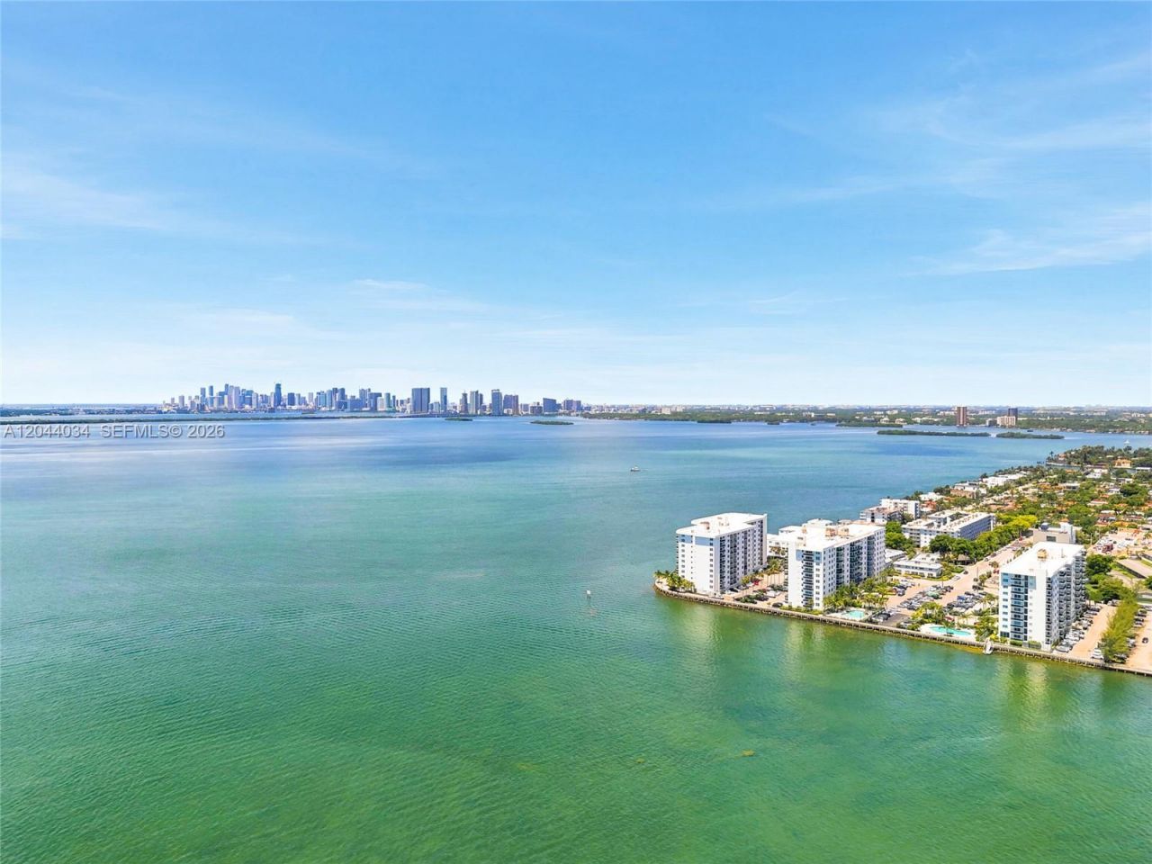 7501 E Treasure Dr , Unit 2S, North Bay Village, FL 33141 Photo