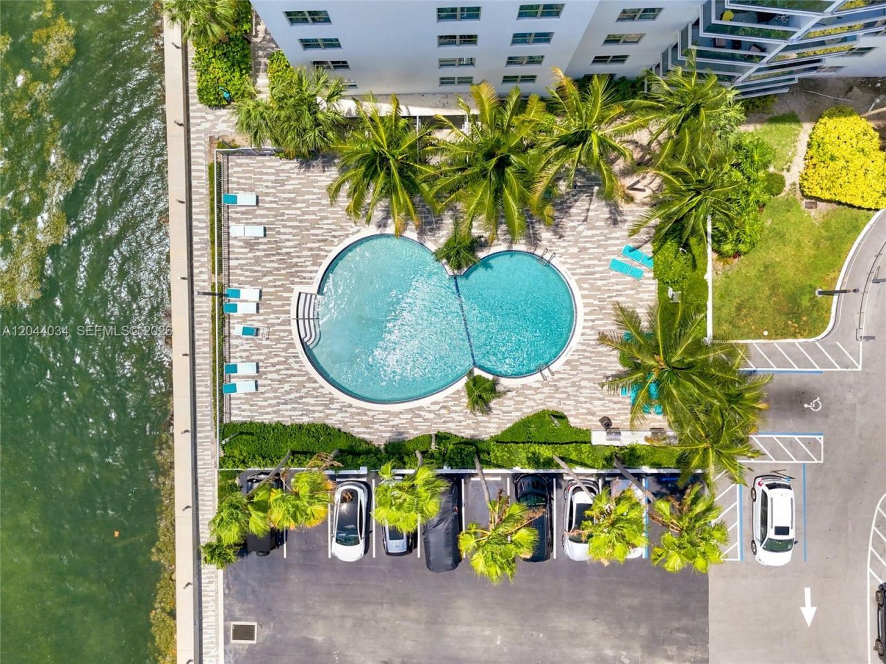 7501 E Treasure Dr , Unit 2S, North Bay Village, FL 33141 Photo