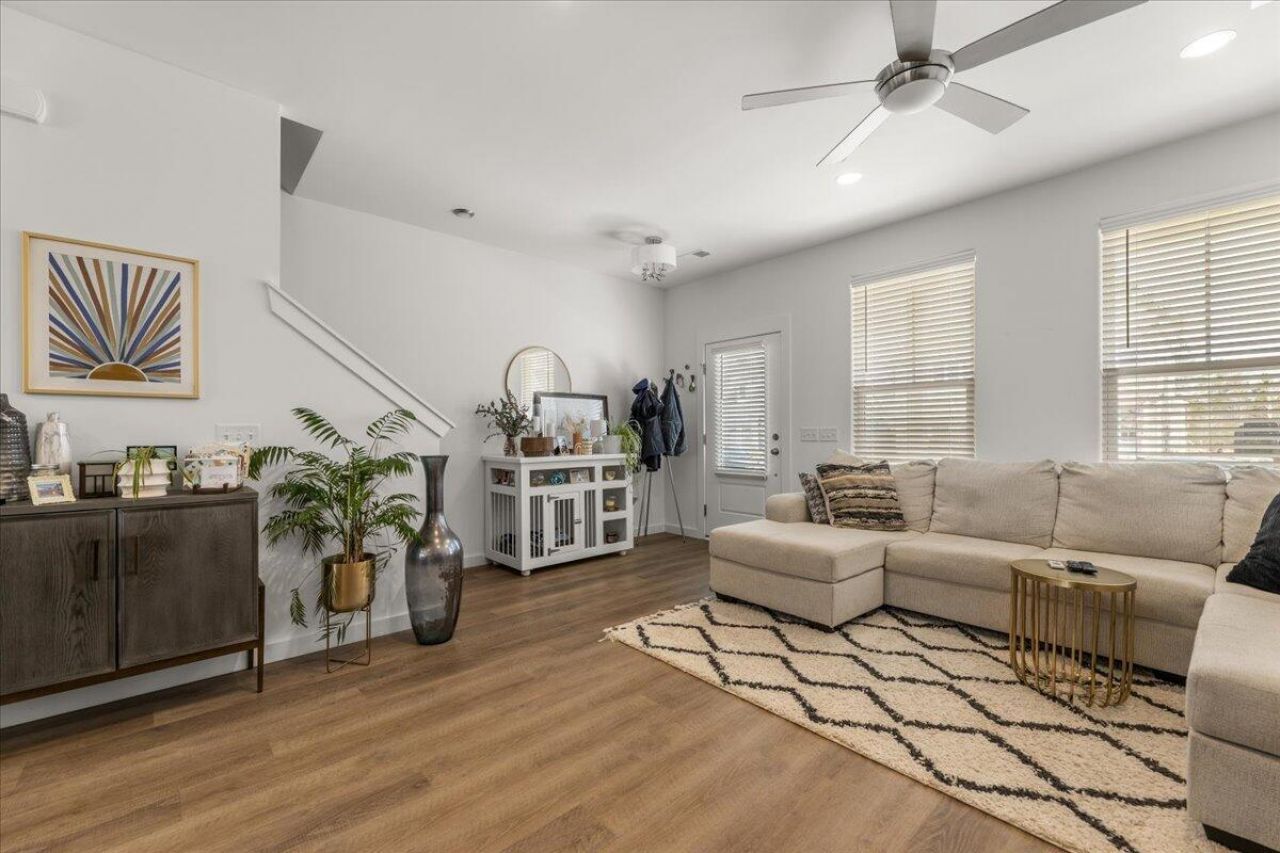 205 Winding Branch Drive Photo 11