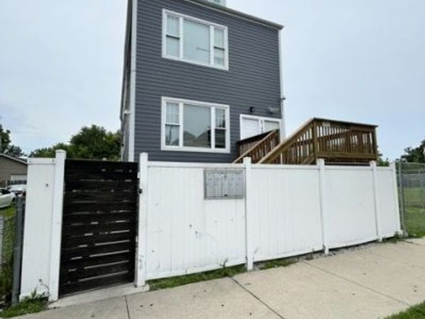 5148 S Wolcott Avenue, Chicago, IL 60609