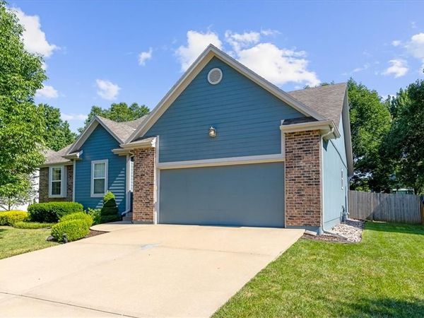 18173 W 157th Street, Olathe, KS 66062