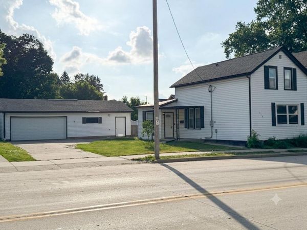 510 N Church St, Watertown, WI 53098