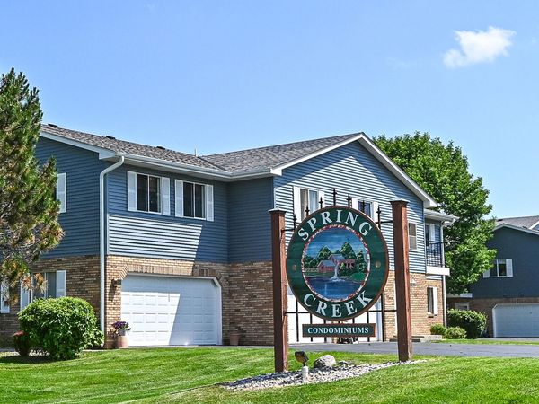 1243 N Sunnyslope Dr, Unit 203, Mount Pleasant, WI 53406