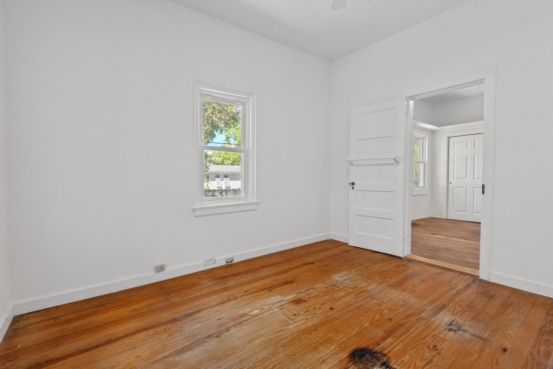 2250 Myrtle Avenue Photo 18