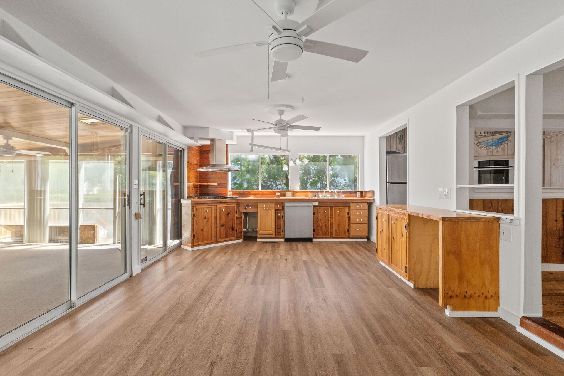 2250 Myrtle Avenue Photo 27