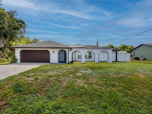 2772 AUBURN BOULEVARD , PORT CHARLOTTE, FL 33948