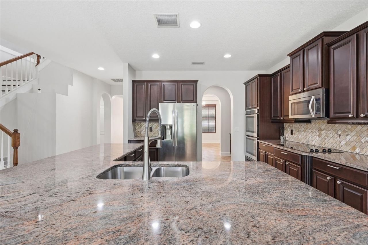 1120 Maza Place , Trinity, FL 34655 Photo