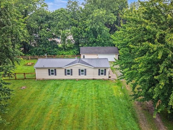 17451 Bloomrose Road, Williamsburg, OH 45176