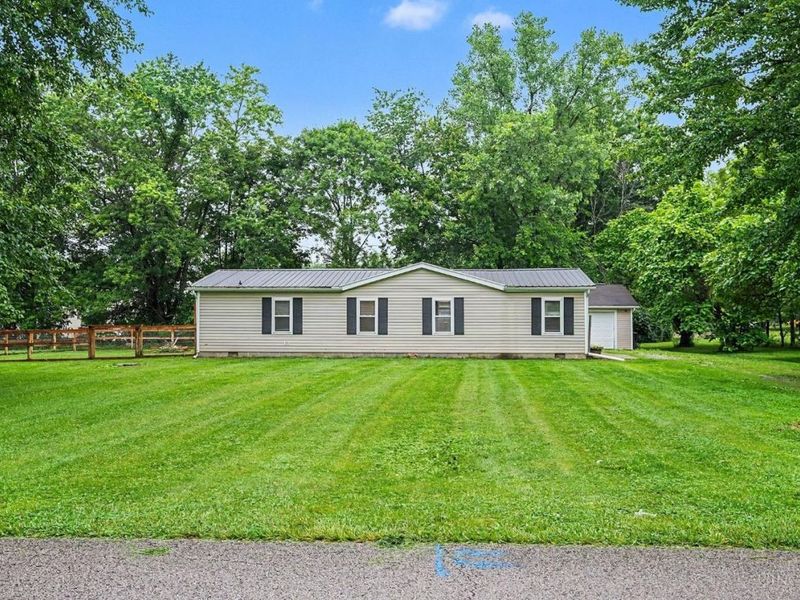 17451 Bloomrose Road, Sterling Twp, OH 45176 Photo 12