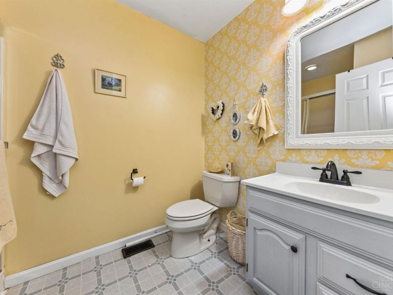 9870 Baker Hanselman Road, Franklin Township, OH 45121 Photo 40