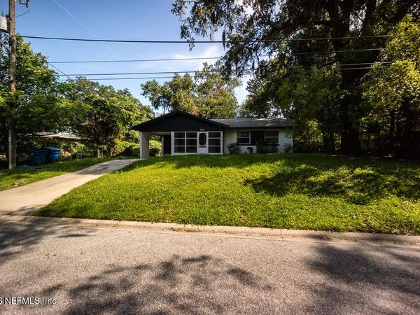 7215 BERRY Avenue, Jacksonville, FL 32211