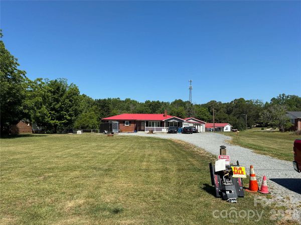 6161 Old Concord Salisbury Road , Kannapolis, NC 28083
