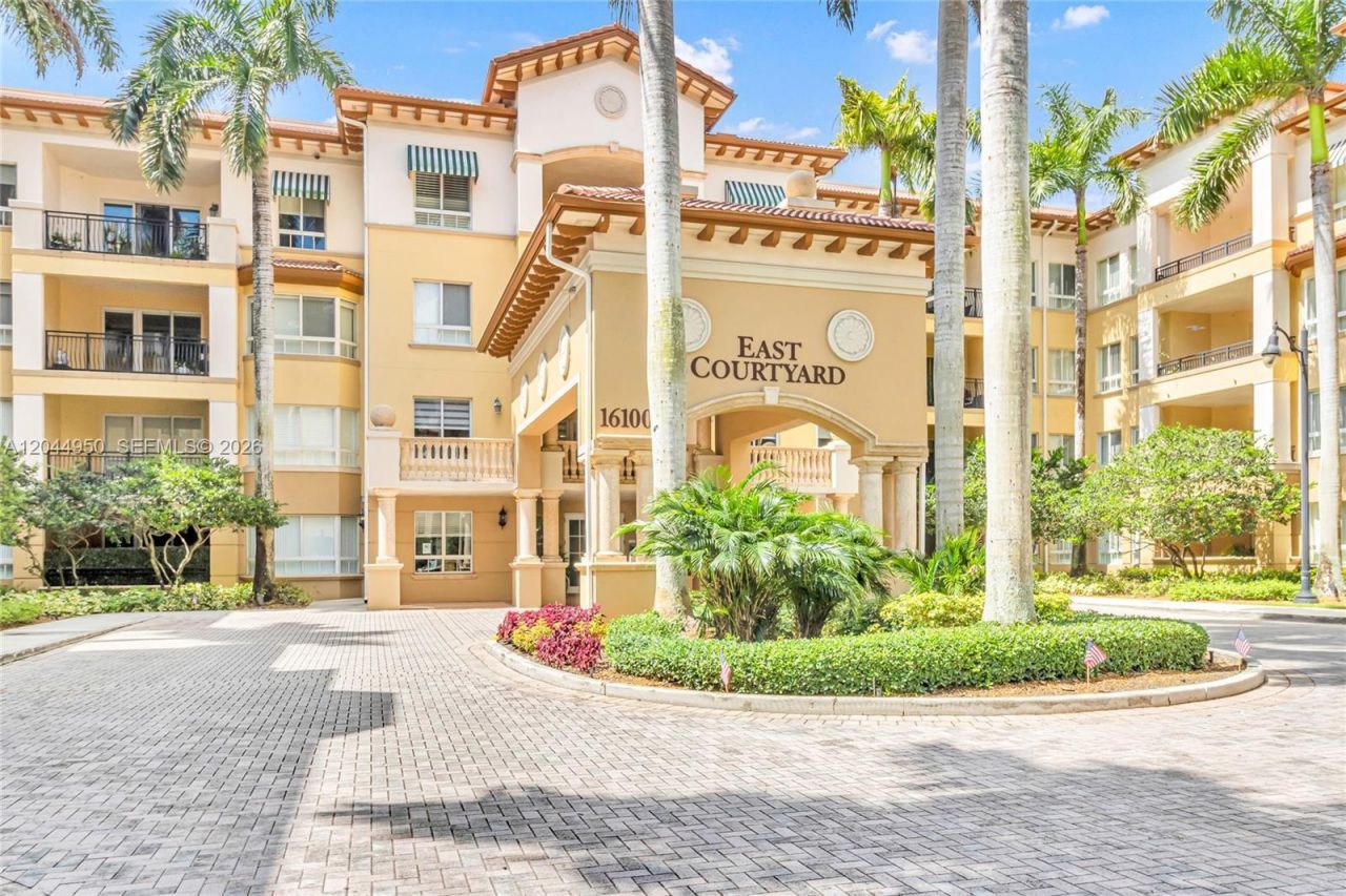 16100 Emerald Estates Dr, Unit 298, Weston, FL 33331 Photo