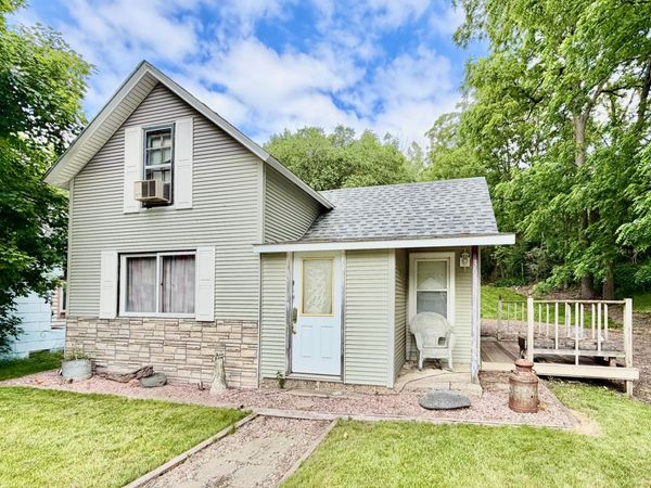 305 Garfield Street S, Lake Benton, MN 56149