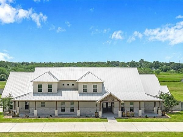 158 Sendera Loop, Victoria, TX 77904