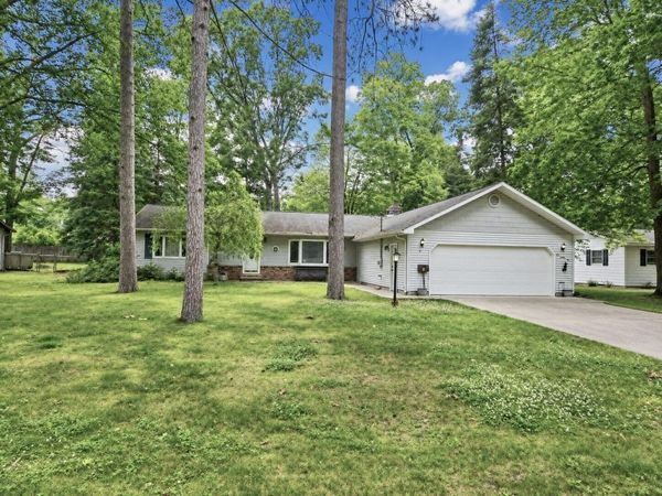 131 Seneca Trail, Prudenville, MI 48651