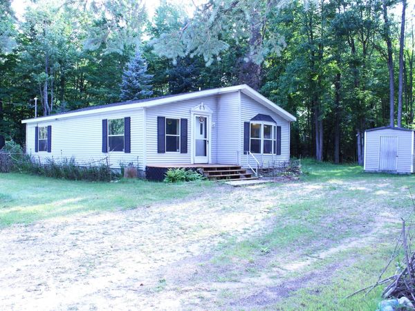 5806 Ranger Lake Road, Gaylord, MI 49735