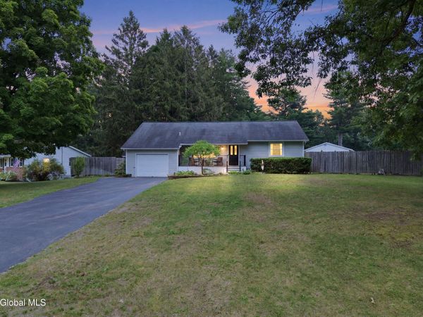 3 Vichy Drive, Ballston Spa, NY 12020