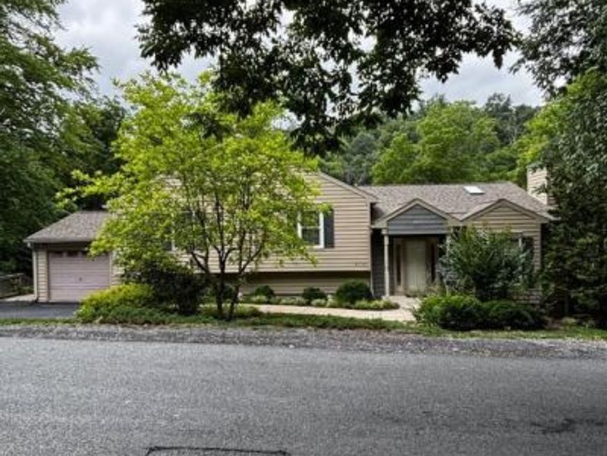 6720 W Lakeridge Road, New Market, MD 21774 Main Photo