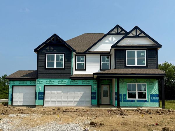6064 Camarillo Drive, Whitestown, IN 46075