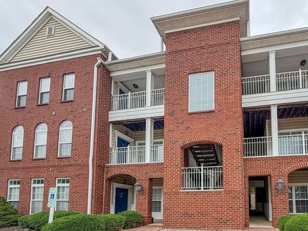 1903 N Lincoln Avenue , Unit 220, Urbana, IL 61801