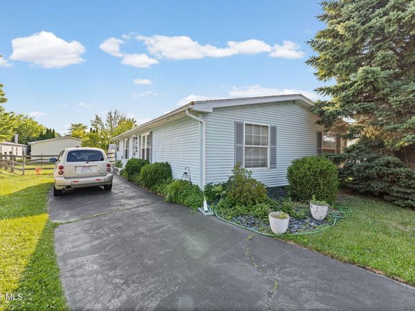 1212 Woolcut Lane, Toledo, OH 43615
