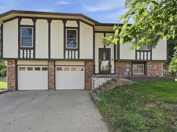 2931 S 53rd Terrace, Kansas City, KS 66106