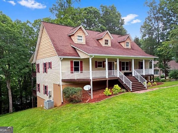 1250 Hawkview Drive, Hiawassee, GA 30546