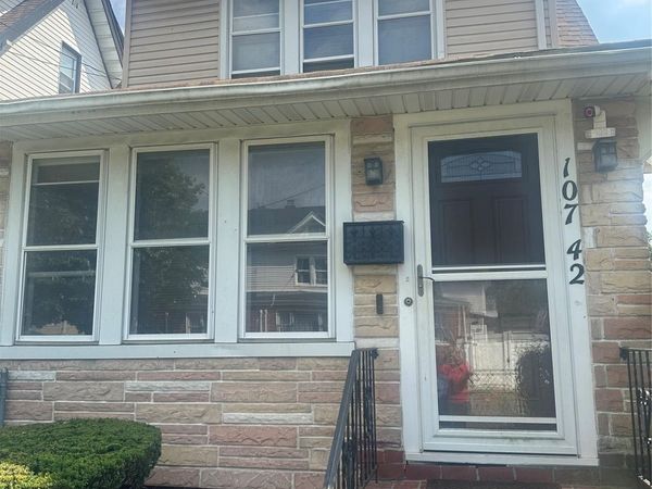 10742 Robard Lane , Queens Village, NY 11429