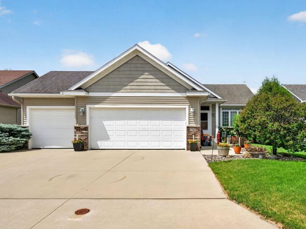 1765 Spruce Meadows Drive SE, Rochester, MN 55904