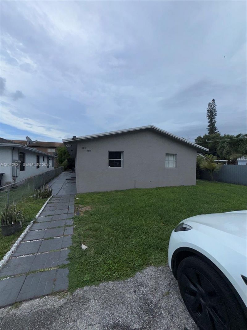 5912 Fillmore St, Unit 1-2, Hollywood, FL 33021 Photo