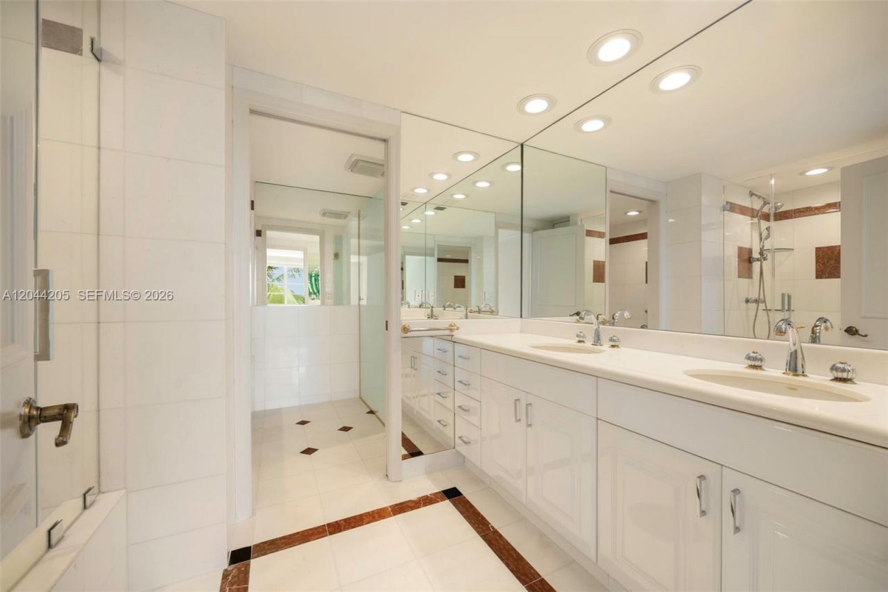 155 Ocean Lane Dr , Unit 600, Key Biscayne, FL 33149 Photo