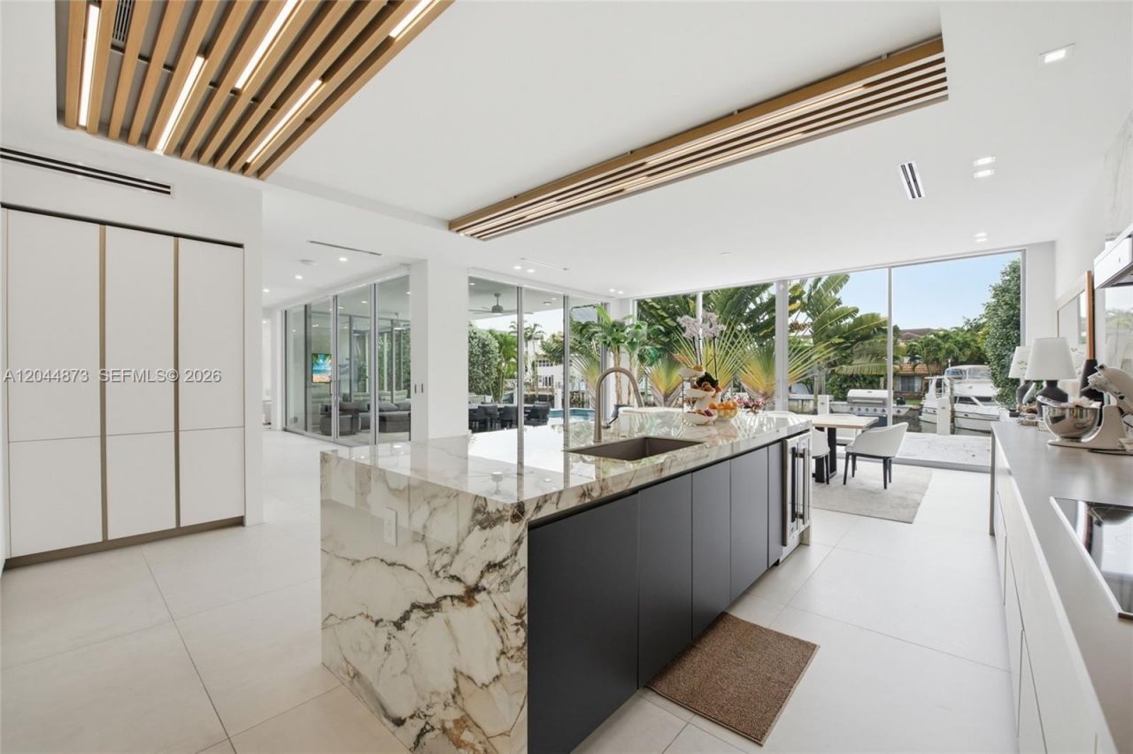 91 Fiesta Way , Fort Lauderdale, FL 33301 Photo