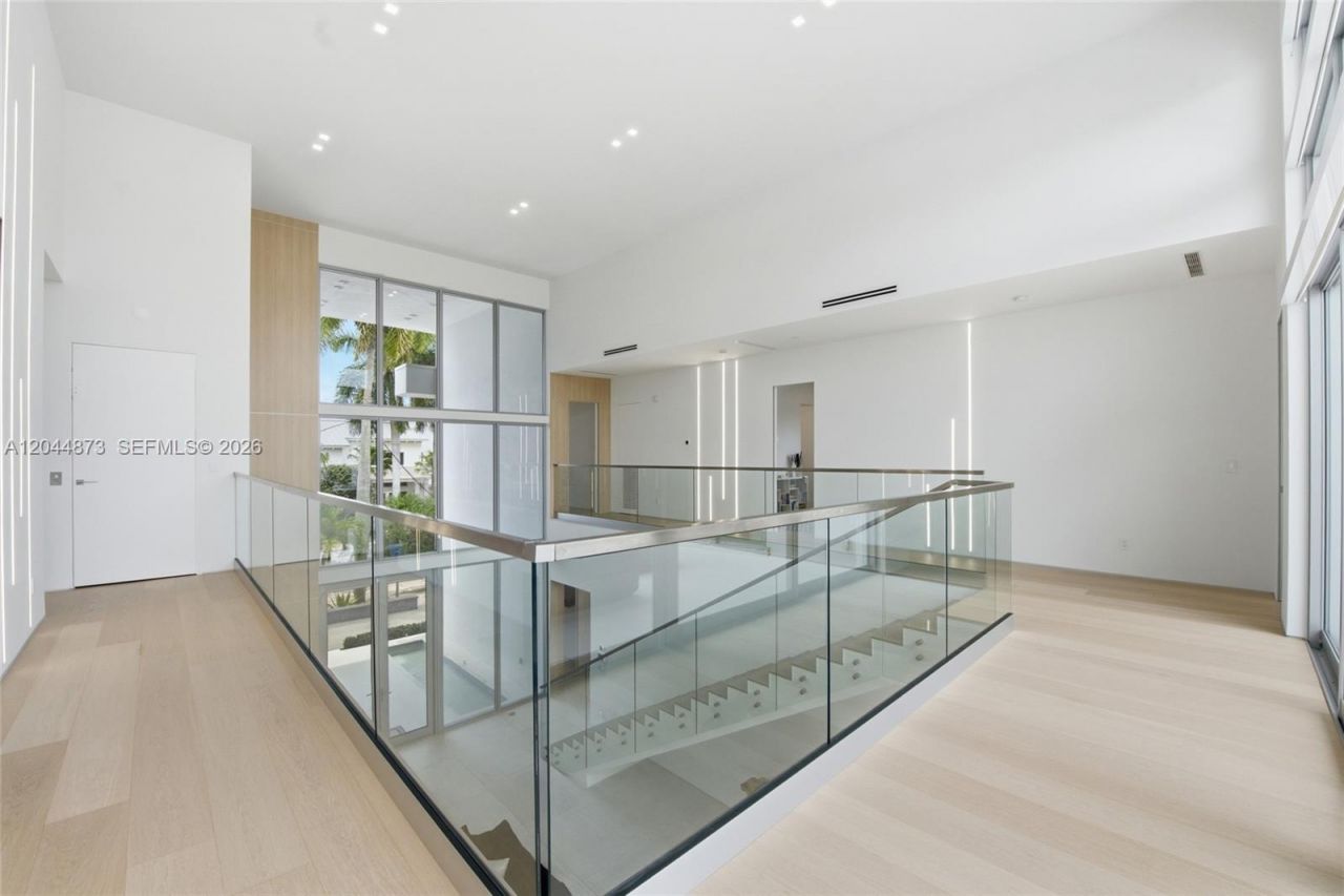 91 Fiesta Way , Fort Lauderdale, FL 33301 Photo