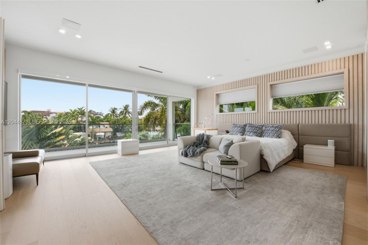 91 Fiesta Way , Fort Lauderdale, FL 33301 Photo