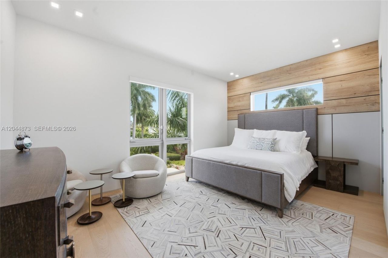 91 Fiesta Way , Fort Lauderdale, FL 33301 Photo