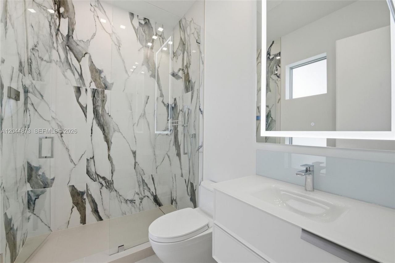 91 Fiesta Way , Fort Lauderdale, FL 33301 Photo