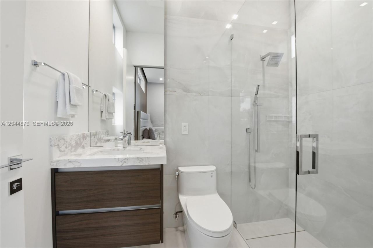91 Fiesta Way , Fort Lauderdale, FL 33301 Photo