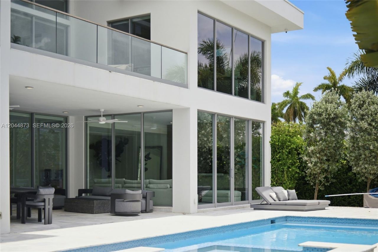 91 Fiesta Way , Fort Lauderdale, FL 33301 Photo