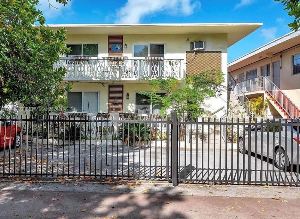 636 Meridian Ave, Unit 4, Miami Beach, FL 33139 Photo